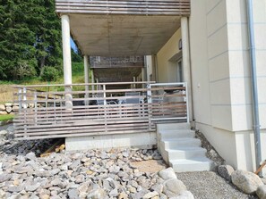 Terrace/patio - 3-Room Apartment with Terrace (Orbey)