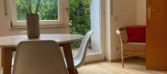 Schöne, Moderne Ferienwohnung in Ihringen am Kaiserstuhl für 2 Personen