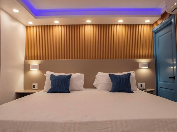 1 bedroom, iron/ironing board, internet, bed sheets