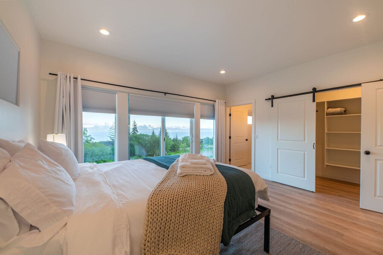 3 soverom, strykejern/-brett, reiseseng for barn og wi-fi (inkludert)