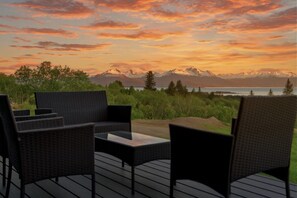 Terrace/patio - Overlook the bay in Homer (Homer)