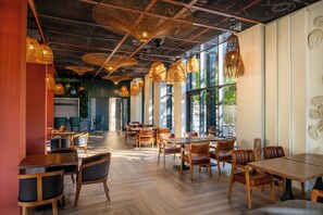 Restaurant - GREENWOOD (Batumi)