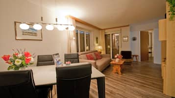 Classic Apartment | 1 bedroom, soundproofing, free WiFi
