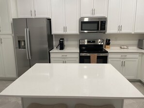 Fridge, microwave, oven, stovetop - Luxury Condo! Golf Resort with pool, court sports, restaurant/bar and more! (Ave Maria)