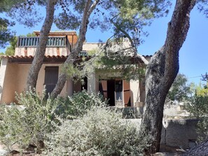 Exterior - Maison Avec Piscine Dans un Jardin Arboré Proche de la Plage (Carry-le-Rouet)