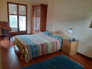 3 bedrooms, iron/ironing board, WiFi, bed sheets - Maison Avec Piscine Dans un Jardin Arboré Proche de la Plage (Carry-le-Rouet)