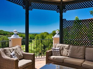 Property grounds - Casa Isabella (Marbella)