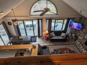 Smart-TV, peis, videospill og DVD-spiller