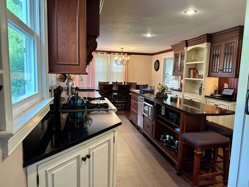 Charming 4-bedroom house with WiFi and AC in pleasant Sandwich