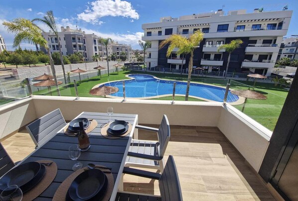 Outdoor dining - Apartment Valentino Golf (Orihuela Costa)