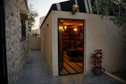 Mansi Residence