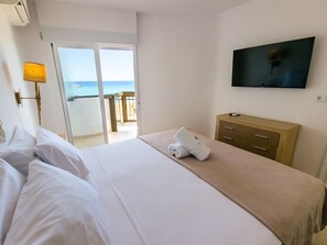 1 chambre, fer et planche Ă repasser, Wi-Fi gratuit, draps fournis