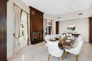 Dining - Scottsdale 9BR HoZho Haven (Scottsdale,)