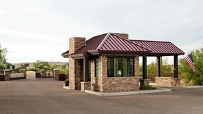 Exterior - Scottsdale 9BR HoZho Haven (Scottsdale,)