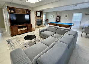 TV connectée, cheminée