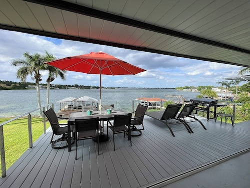 Lake Vista 5/4 for 12+Jacuzzi-Pooltable-Kayak