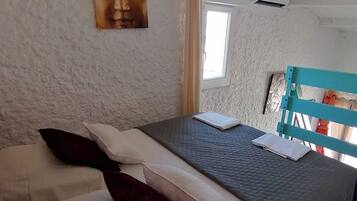 3 chambres, fer et planche Ă repasser, Wi-Fi gratuit, draps fournis