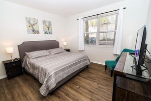 2 bedrooms, iron/ironing board, travel cot, free WiFi