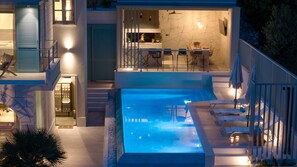 A heated pool - Casa GENI with a heated pool, 3 bedrooms, an organic garden, sea views (Borak)