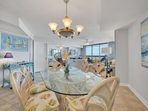 Condo, 4 Bedrooms | Dining
