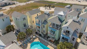 Condo, 3 Bedrooms | Pool | Outdoor pool