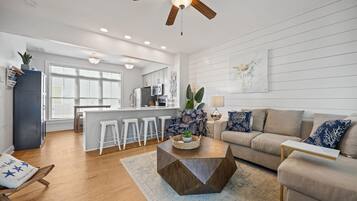 Condo, 3 Bedrooms | Living area | Smart TV