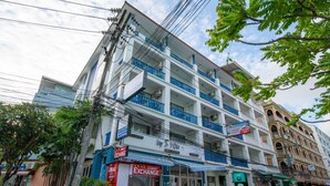 Unclassified image, 3 of 120, button - Patong Beach Side Hotel (Patong)