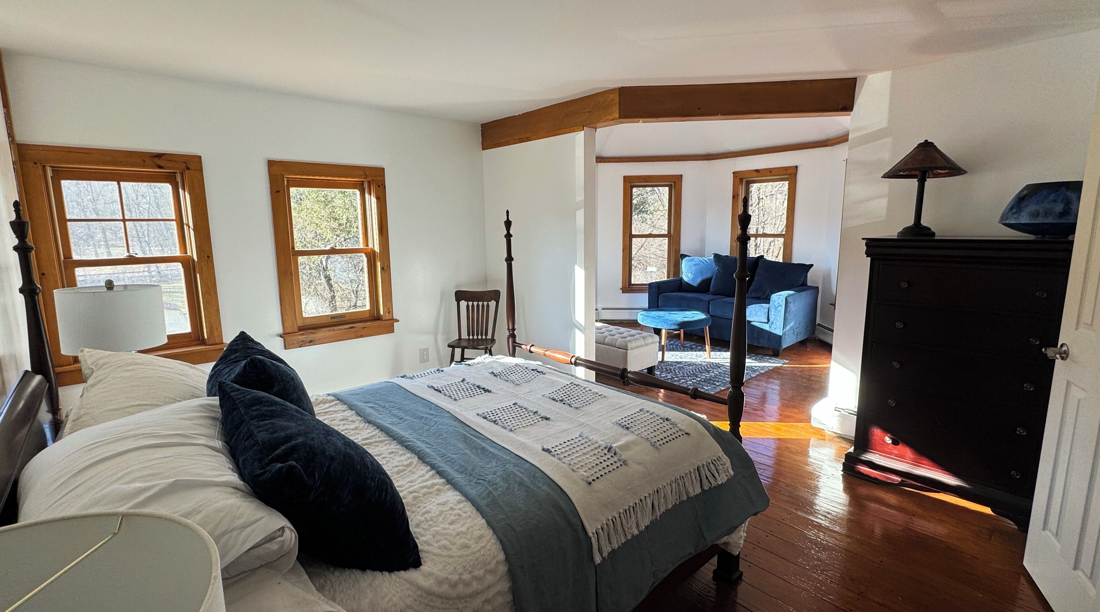 5 bedrooms, WiFi, bed sheets