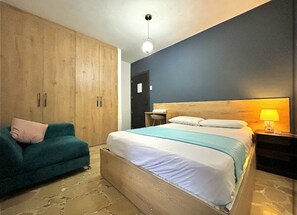 3 bedrooms, bed sheets