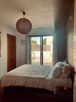 3 habitaciones, tabla de planchar con plancha y wifi gratis 