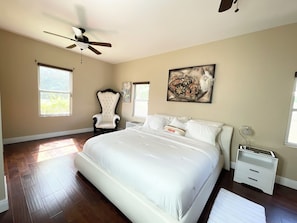 4 bedrooms, free WiFi, bed sheets
