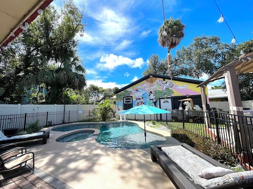Beautiful home near Disney Private PoolBBQ Downtown 