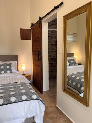 1 bedroom, iron/ironing board, WiFi, bed sheets - Jucasa Villas - Studio C (Noord)