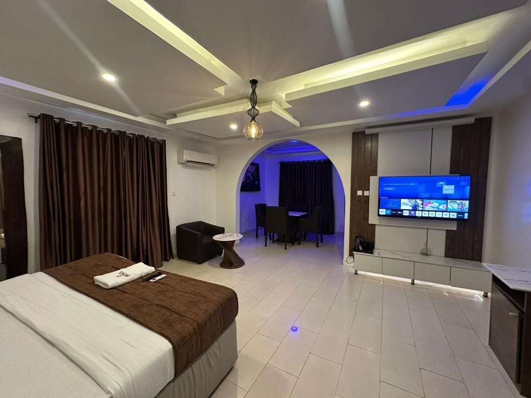 Junior Room