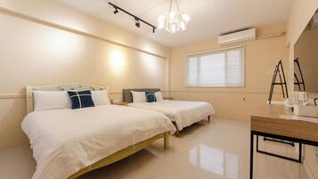 Family Quadruple Room | Free WiFi, bed sheets