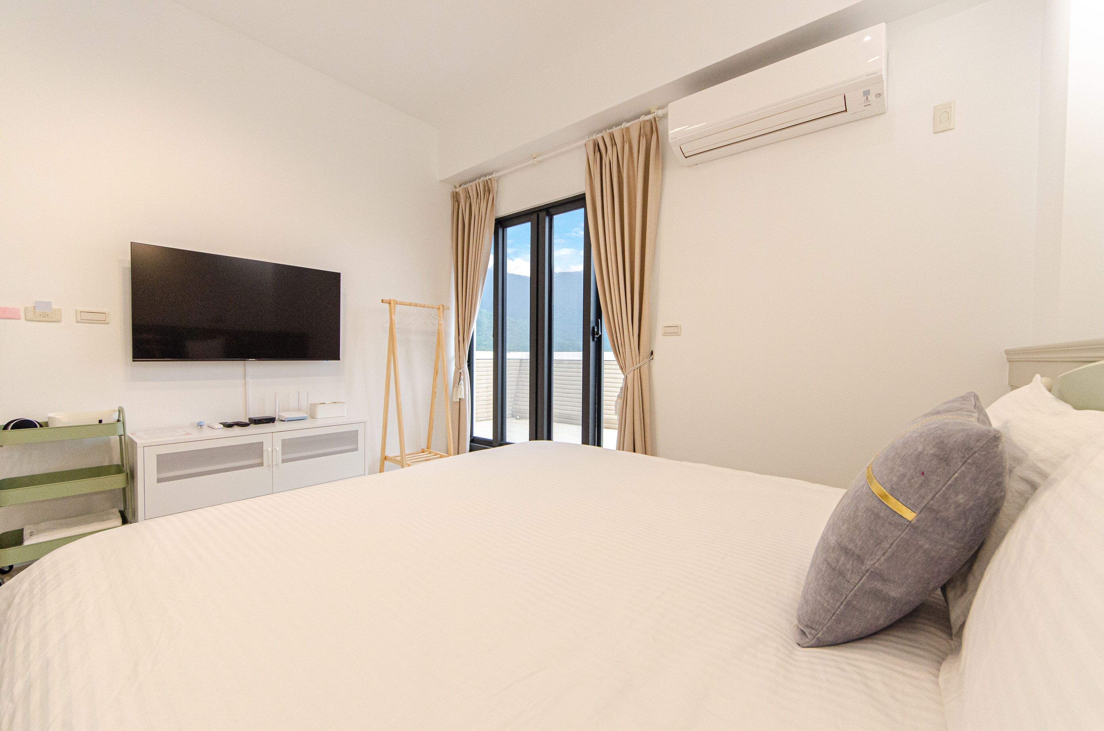 Comfort Double Room, Balcony | Free WiFi, bed sheets