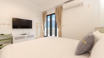 Comfort Double Room, Balcony | Free WiFi, bed sheets
