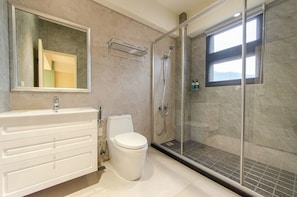 Bathroom - Qingqjing b&b (Xincheng)