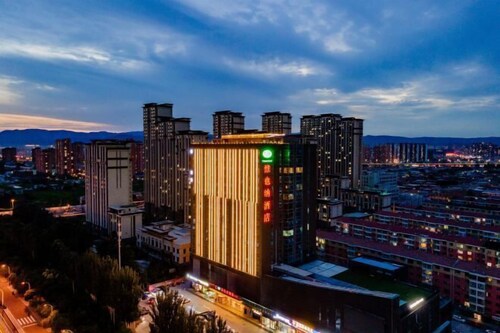 Vienna Hotel (Hohhot Zhaojun Road)