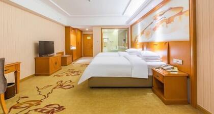 Vienna Hotel (Hohhot Zhaojun Road)