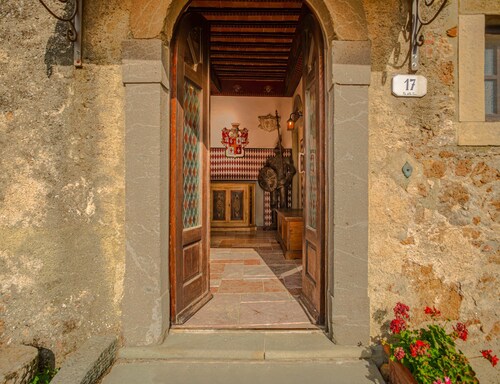 Torre Sassa - Torre Medievale in Toscana