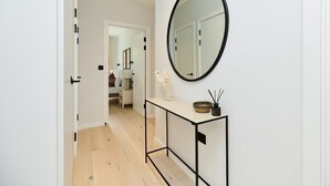 Exterior - The Brondesbury Quarters - Modern 2bdr Flat With Balcony + Parking (London)