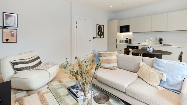 Exterior - The Brondesbury Quarters - Modern 2bdr Flat With Balcony + Parking (London)