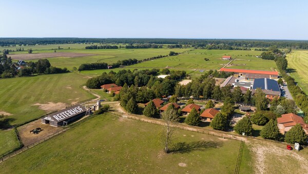 Bernsteinland Hirschburg - Ribnitz-Damgarten