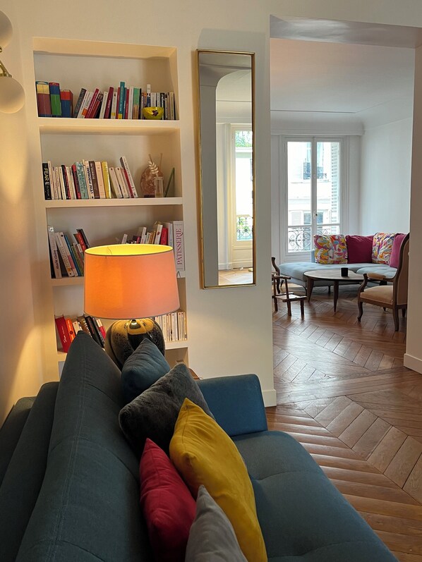 Living area - Port Royal Luxembourg garden (Paris)