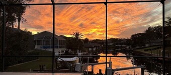 Inter-Coastal Home w/Private Pool, Dock, Game Room w/Pool Table, Close To Activities, Sleeps 12