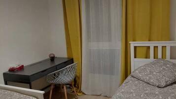 3 Schlafzimmer, Bügeleisen/Bügelbrett, Bettwäsche