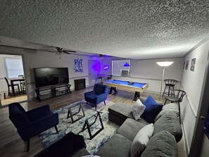 スマートテレビ、暖炉