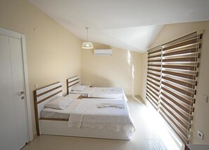 4 bedrooms, iron/ironing board, free WiFi, bed sheets - BlueHomes Apartment's E6 (Serik, Antalya)