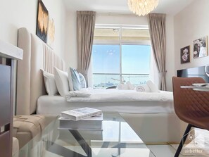 Living room - Elegant Studio With Balcony & View Dubai (Dubai)